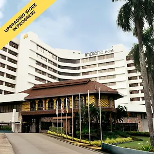 4* Hotel Impiana
